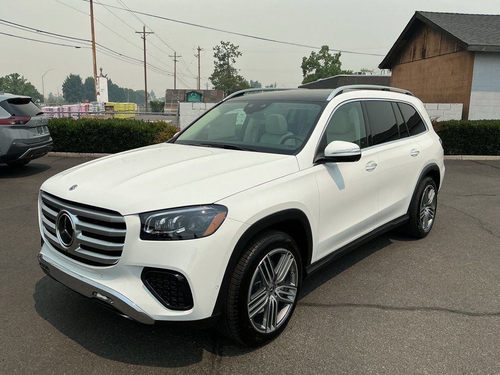 New 2026 Mercedes-Benz GLS 450 4MATIC