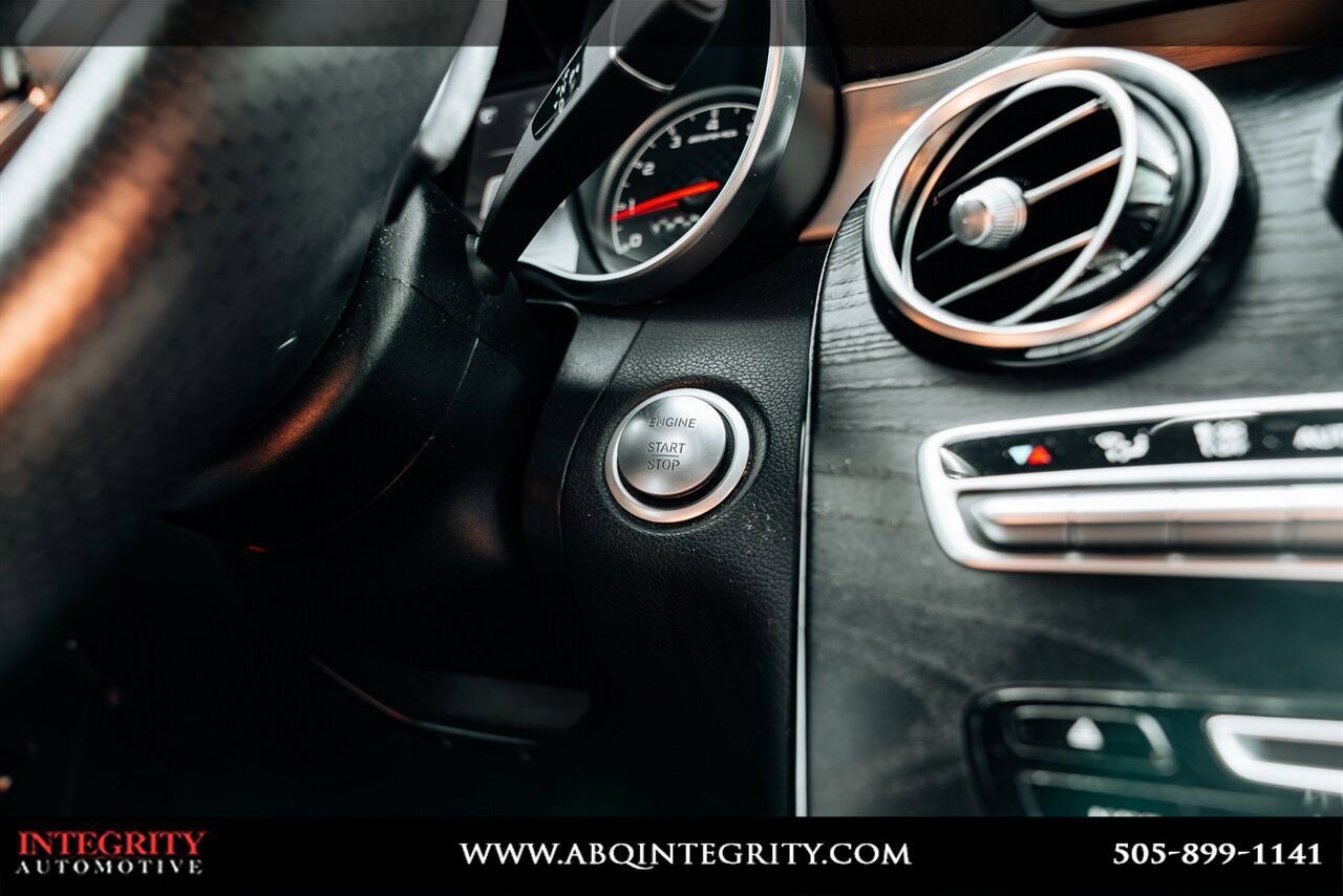 Used 2019 Mercedes-Benz GLC 43 AMG 4MATIC image 36