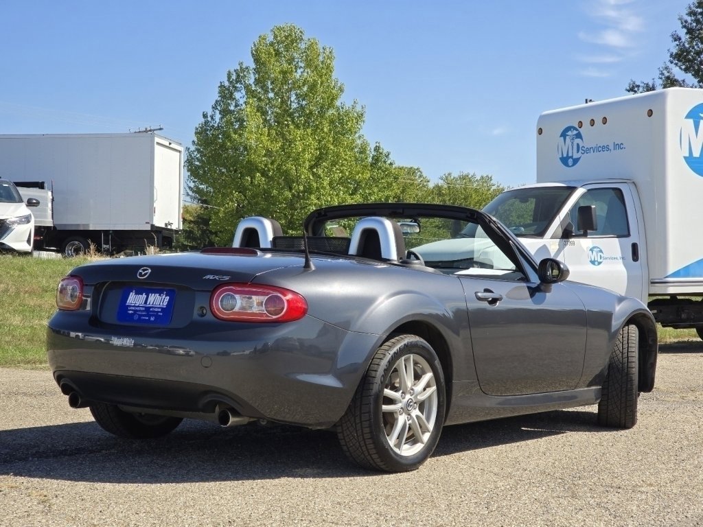 Used 2015 MAZDA MX-5 Miata Sport image 16