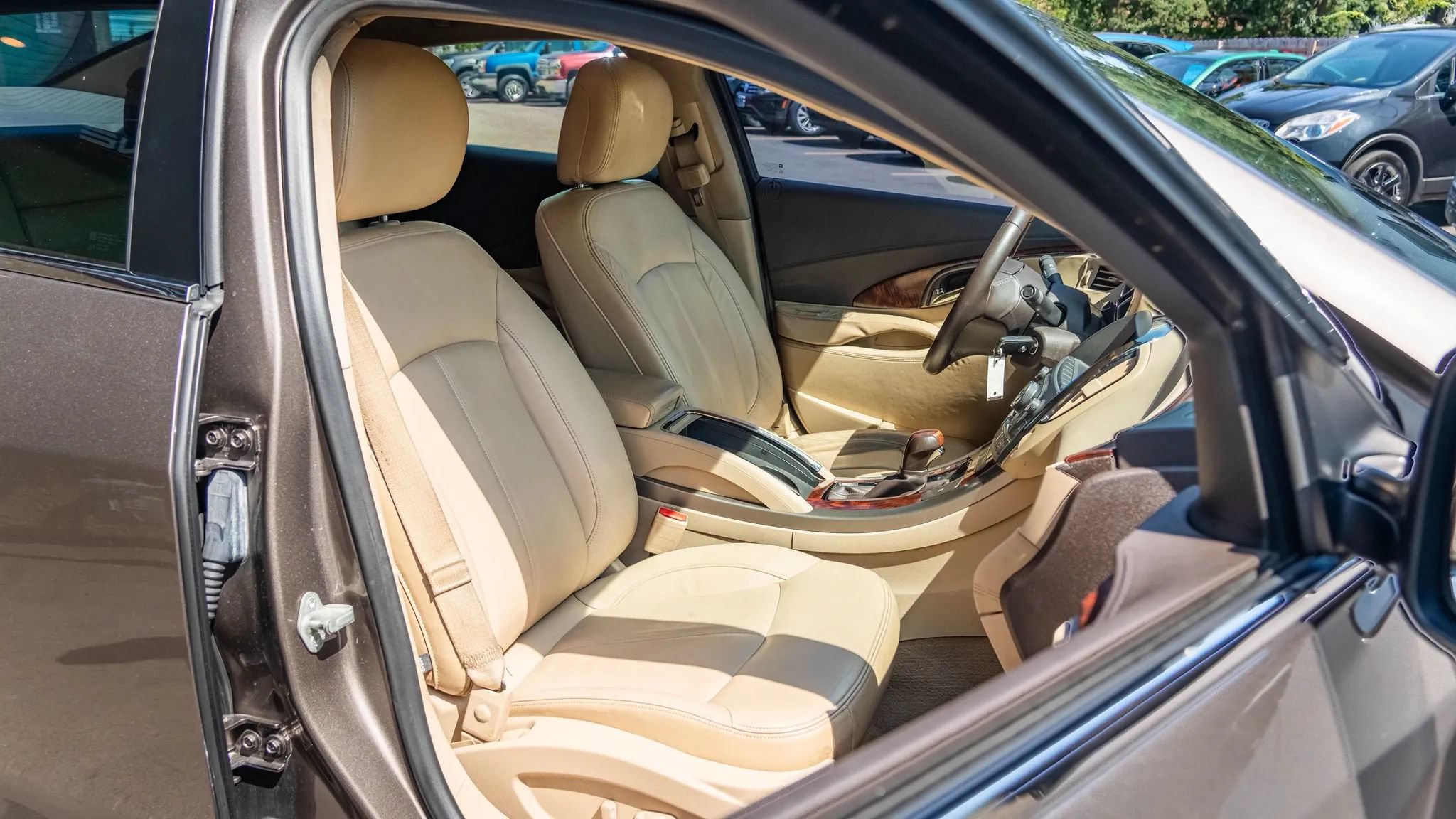 Used 2012 Buick LaCrosse Leather FWD image 15