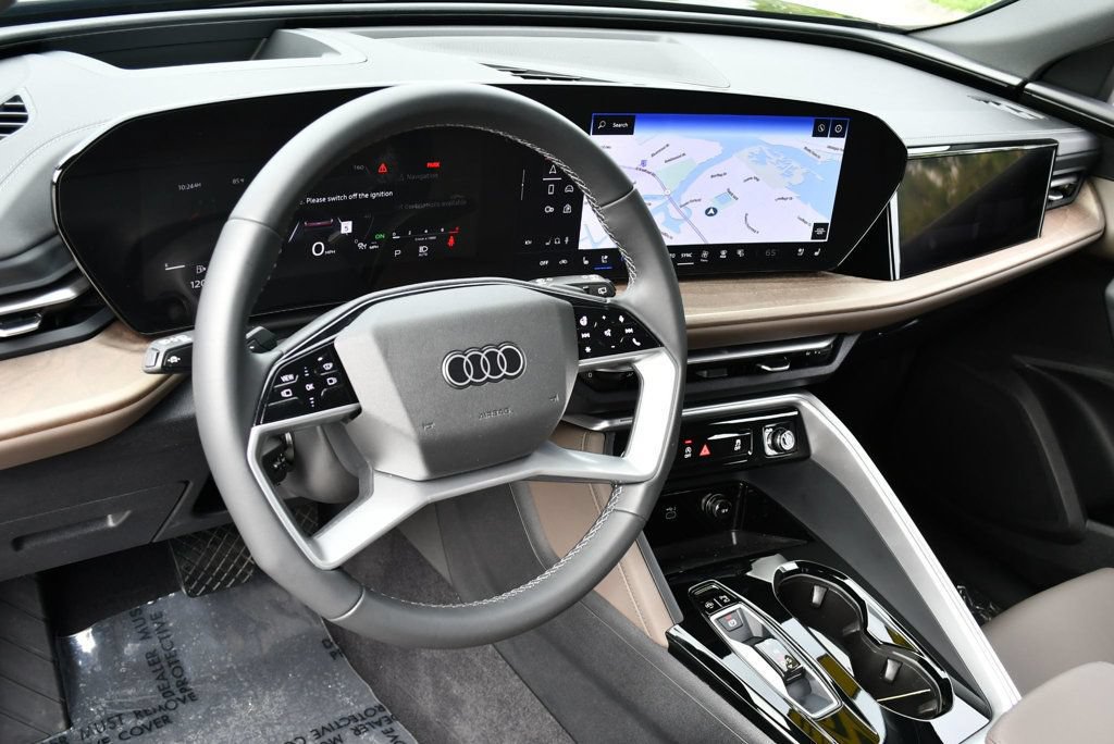 Used 2025 Audi Q5 Prestige AWD/4WD image 42
