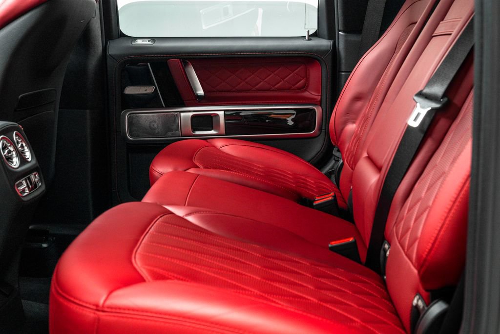Used 2025 Mercedes-Benz G 63 AMG 4MATIC image 38