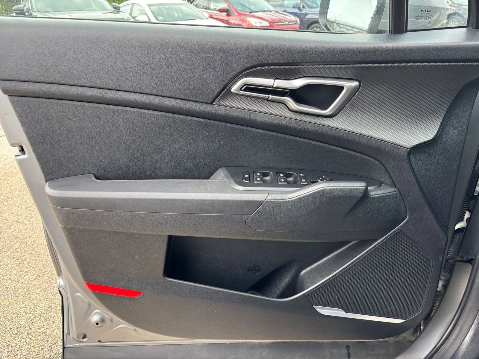 Used 2024 Kia Sportage LX image 18