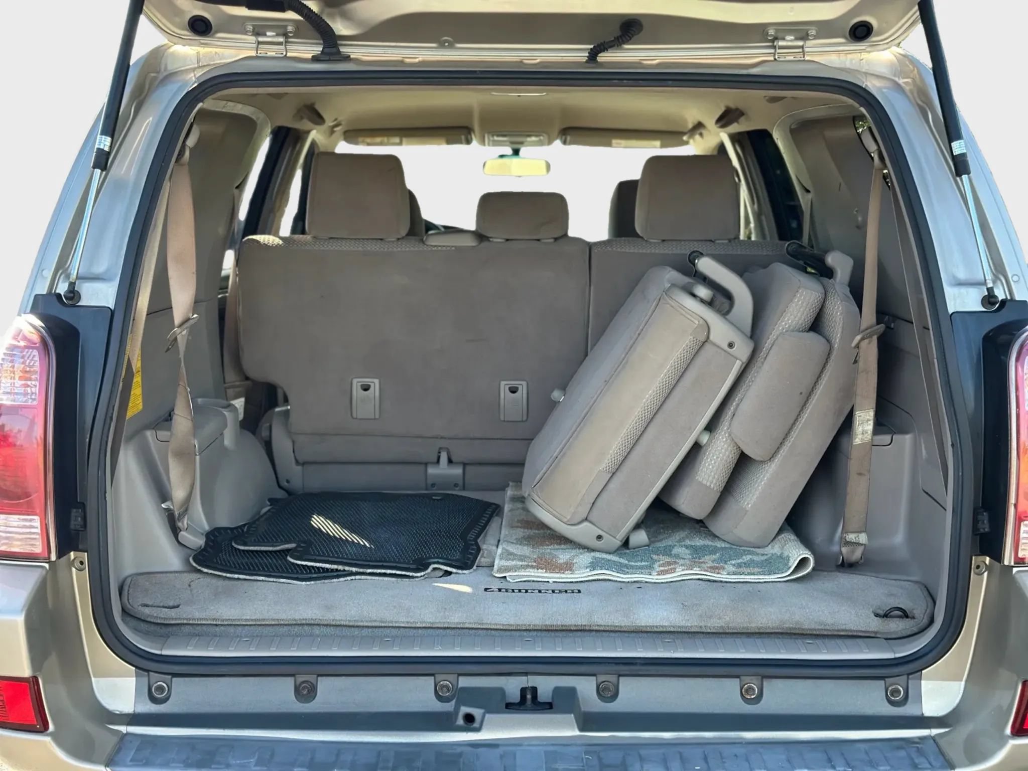 Used 2004 Toyota 4Runner Sport AWD/4WD image 7