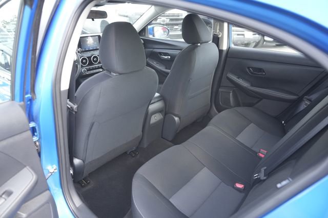 Used 2025 Nissan Sentra SV image 11