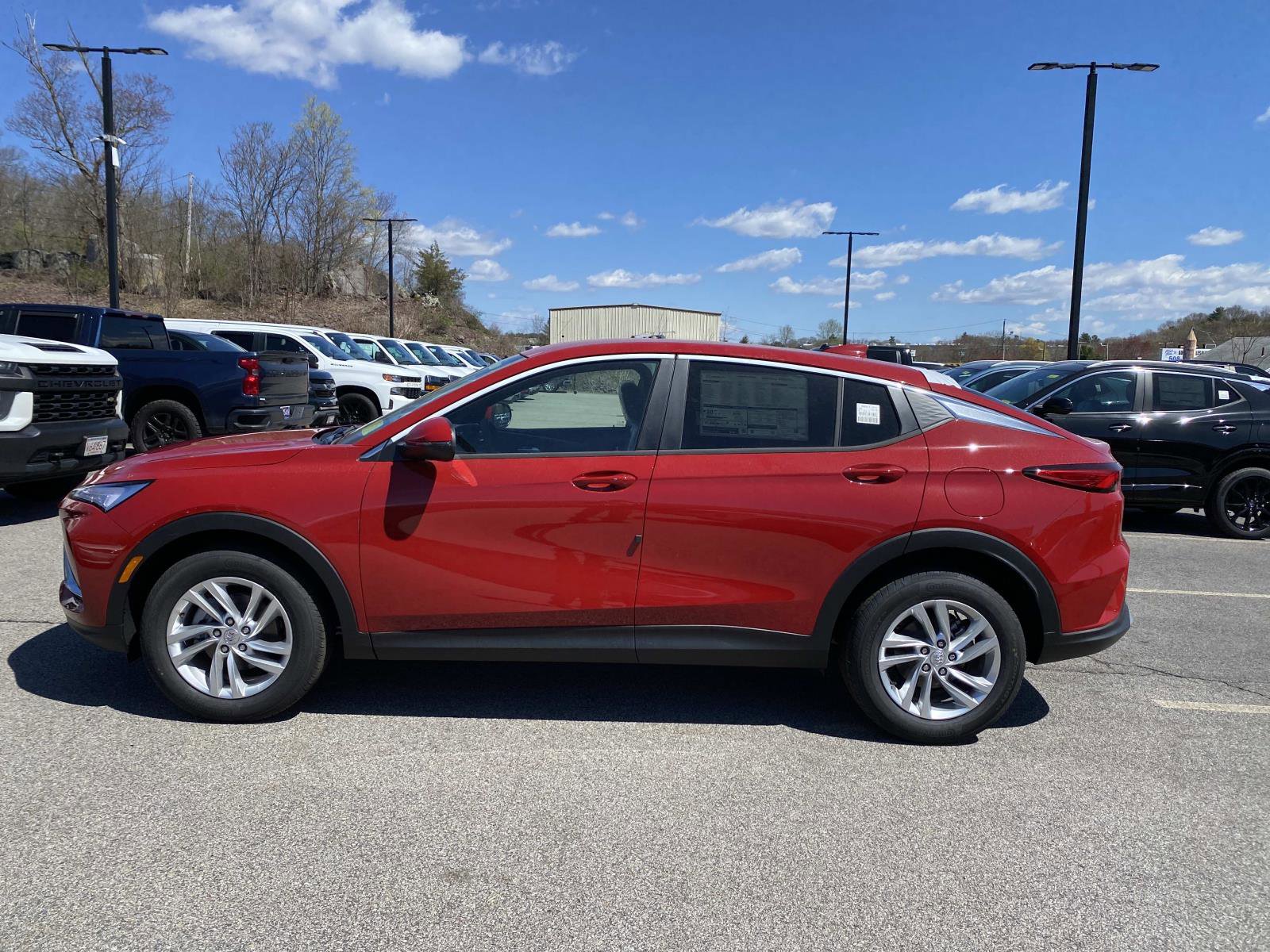 New 2026 Buick Envista Preferred FWD image 2