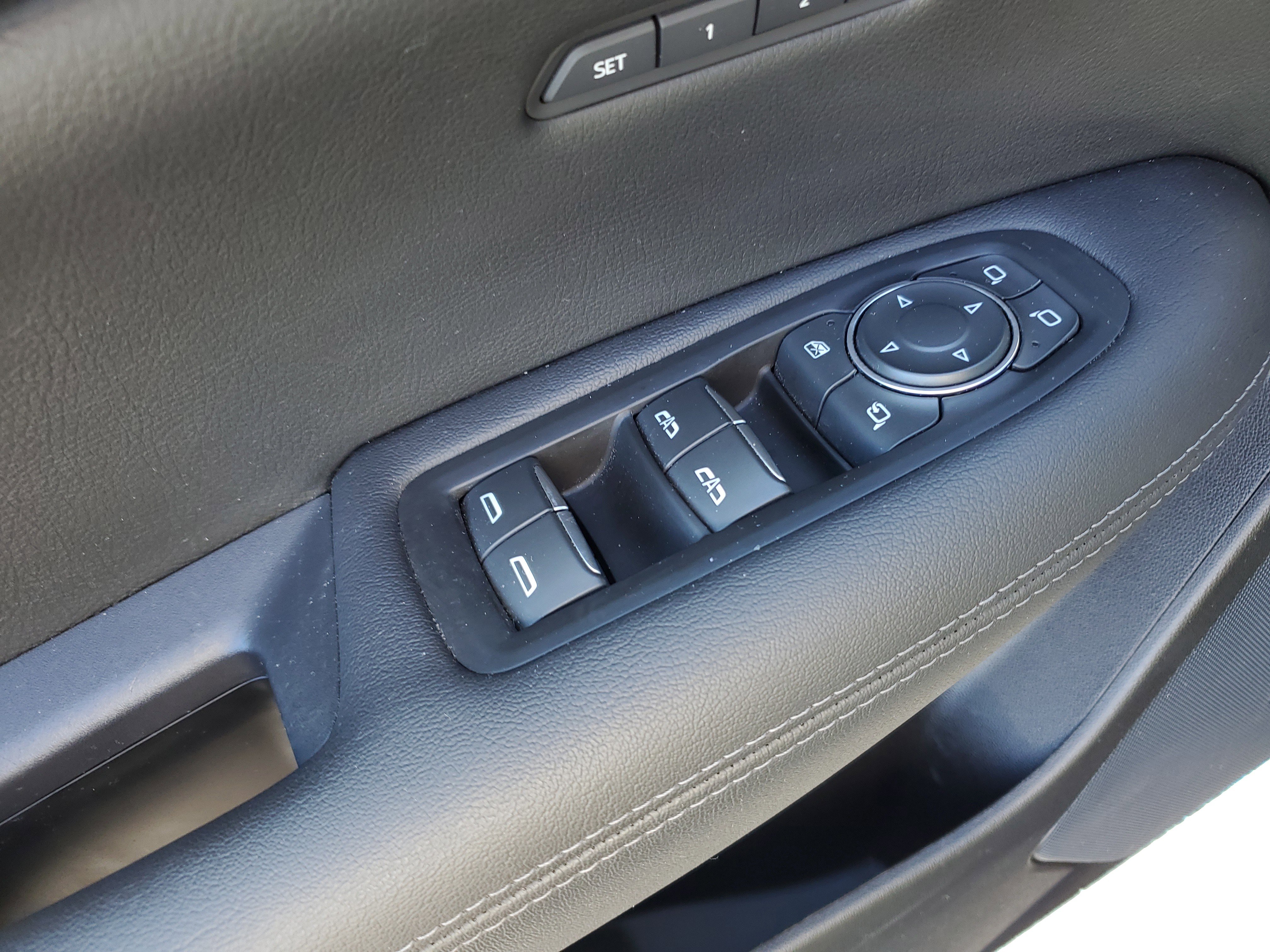 Certified 2023 Cadillac XT5 Premium Luxury image 17