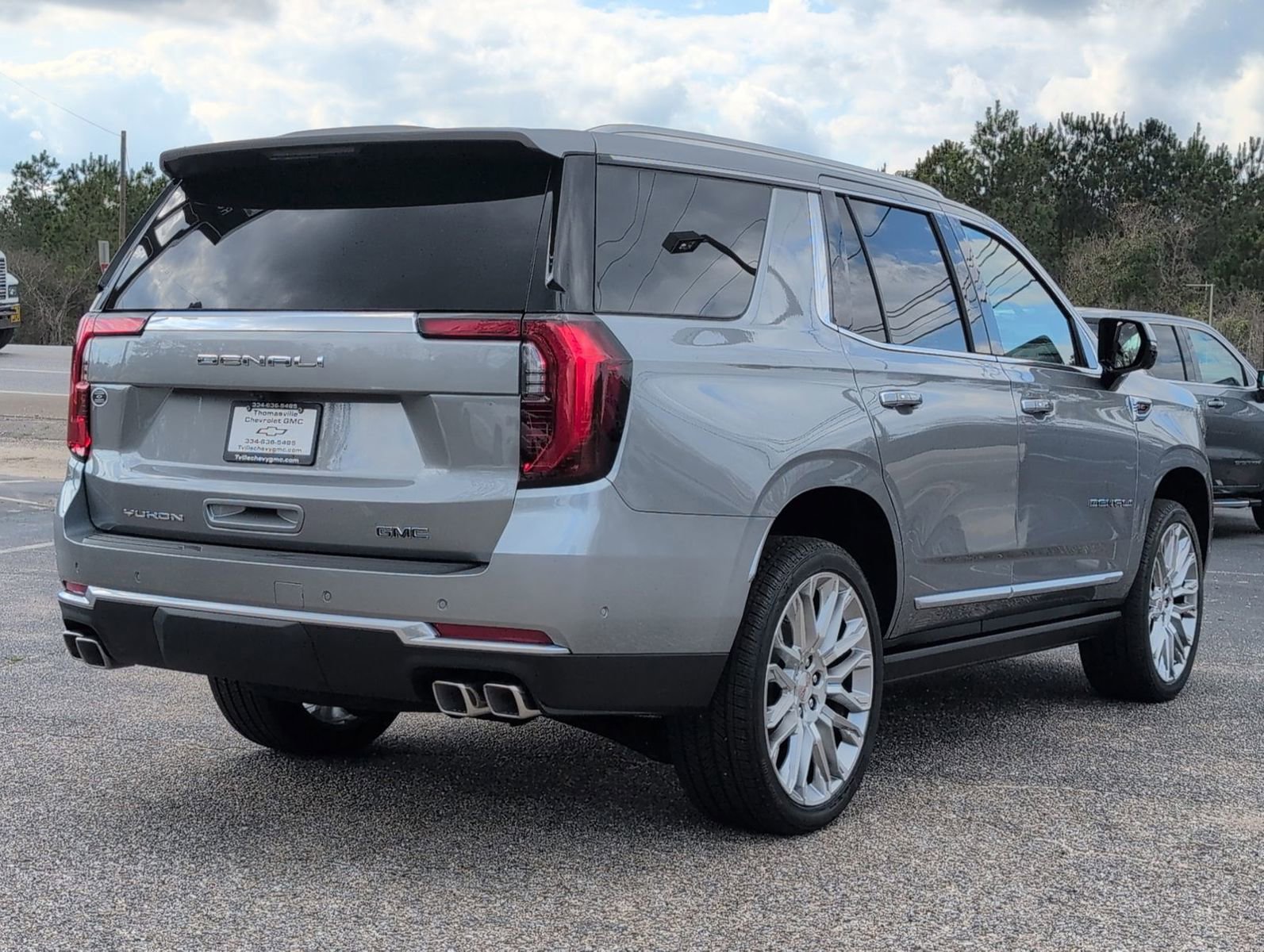 New 2026 GMC Yukon Denali w/ Sun & Power Step Package AWD/4WD image 7