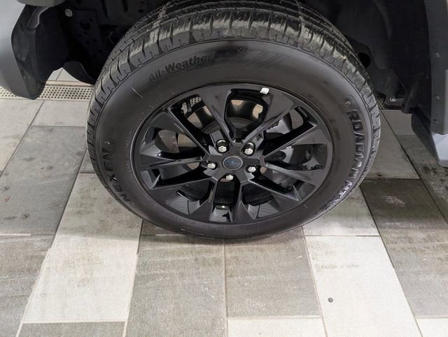 Used 2025 Jeep Wrangler Unlimited Sahara AWD/4WD image 7