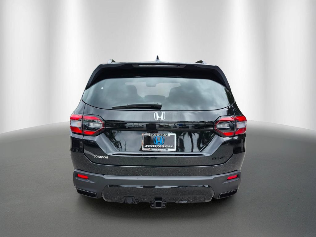New 2026 Honda Pilot Sport image 6