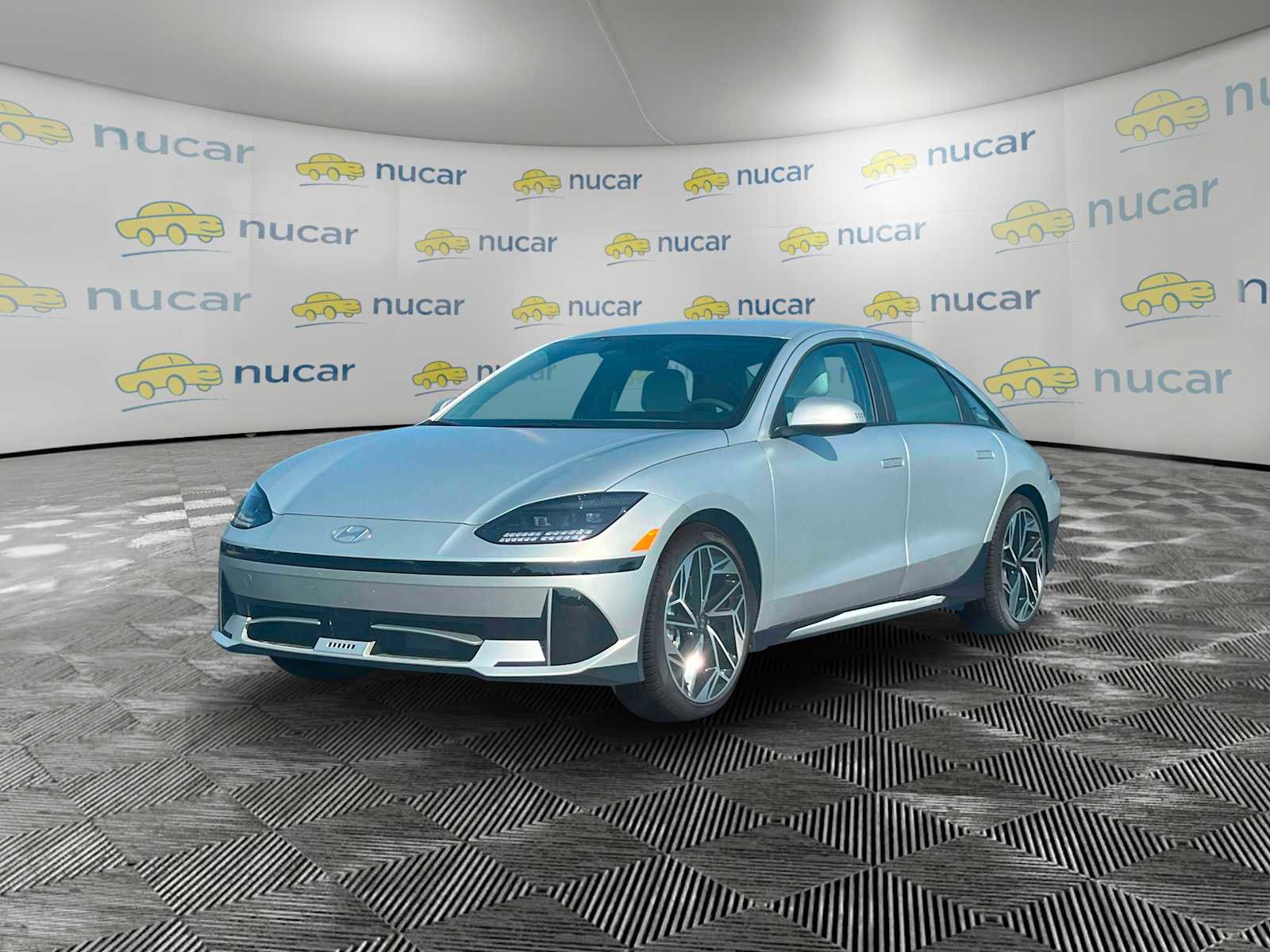 New 2024 Hyundai Ioniq 6 SEL image 2