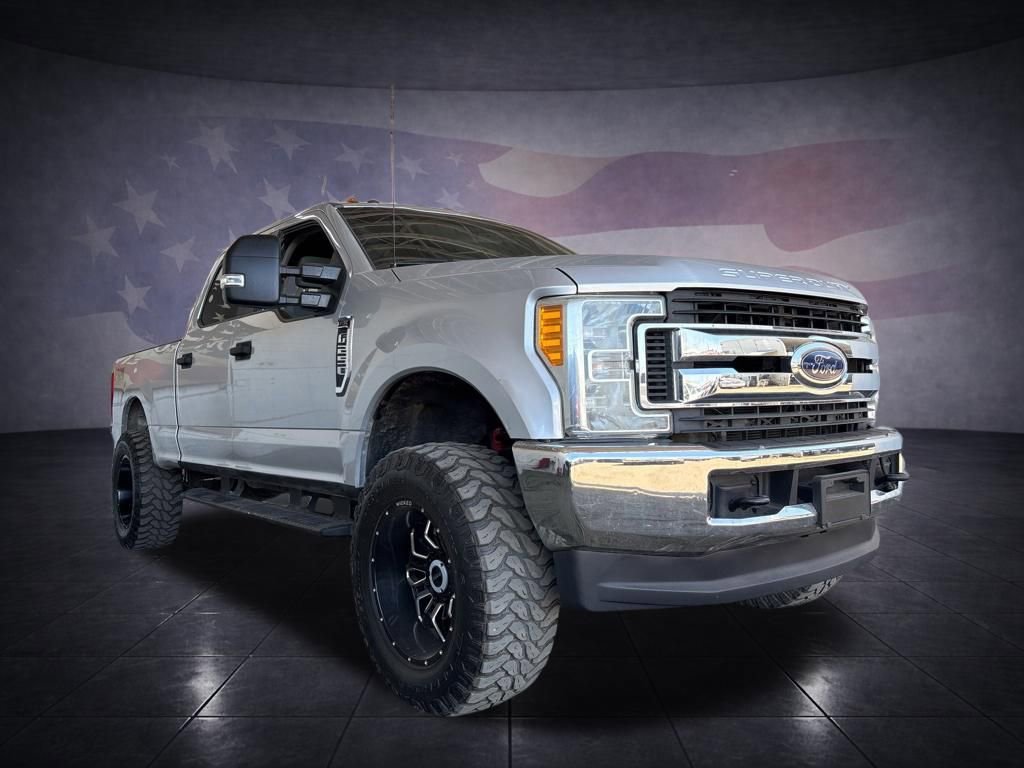 Used 2017 Ford F250 XL w/ STX Appearance Package AWD/4WD image 7