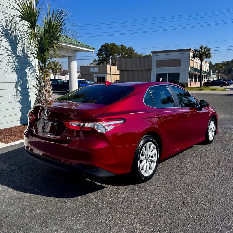 Used 2019 Toyota Camry LE image 5