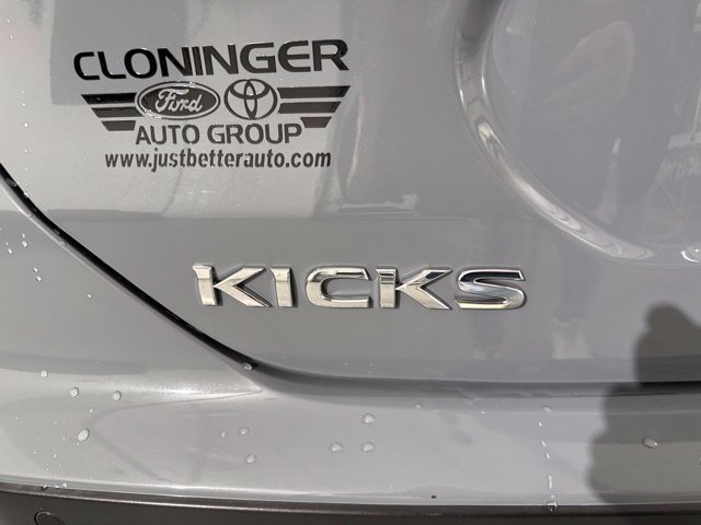 Used 2023 Nissan Kicks SV FWD image 8