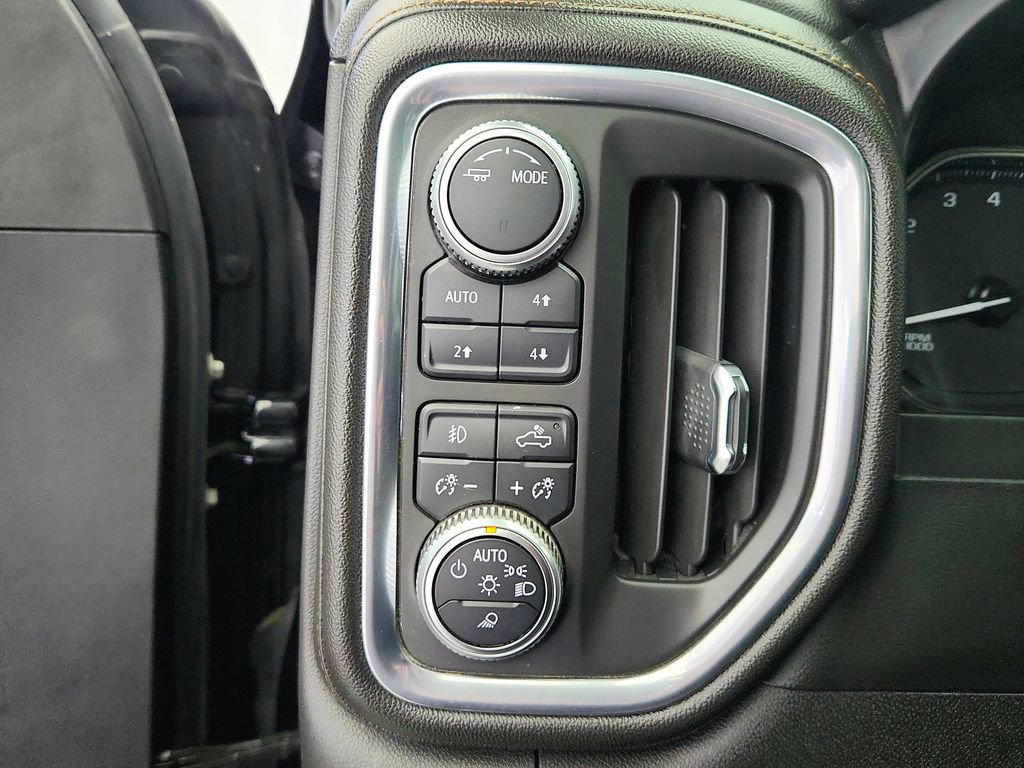 Used 2020 GMC Sierra 1500 AT4 w/ AT4 Carbonpro Edition image 32