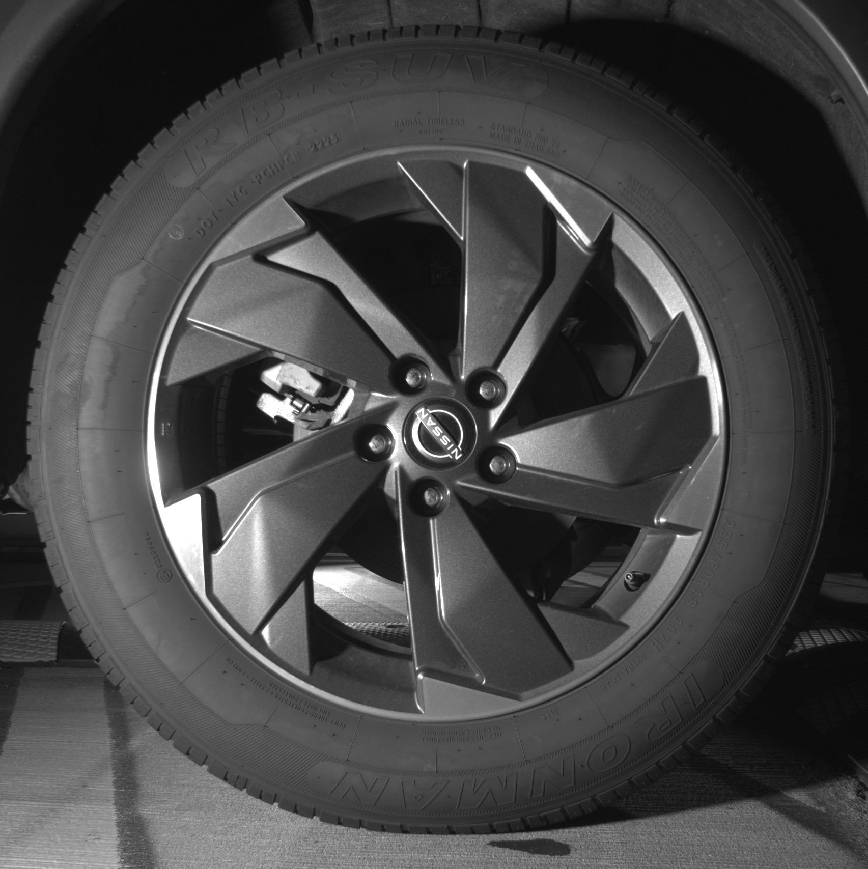 Used 2025 Nissan Rogue SV image 15