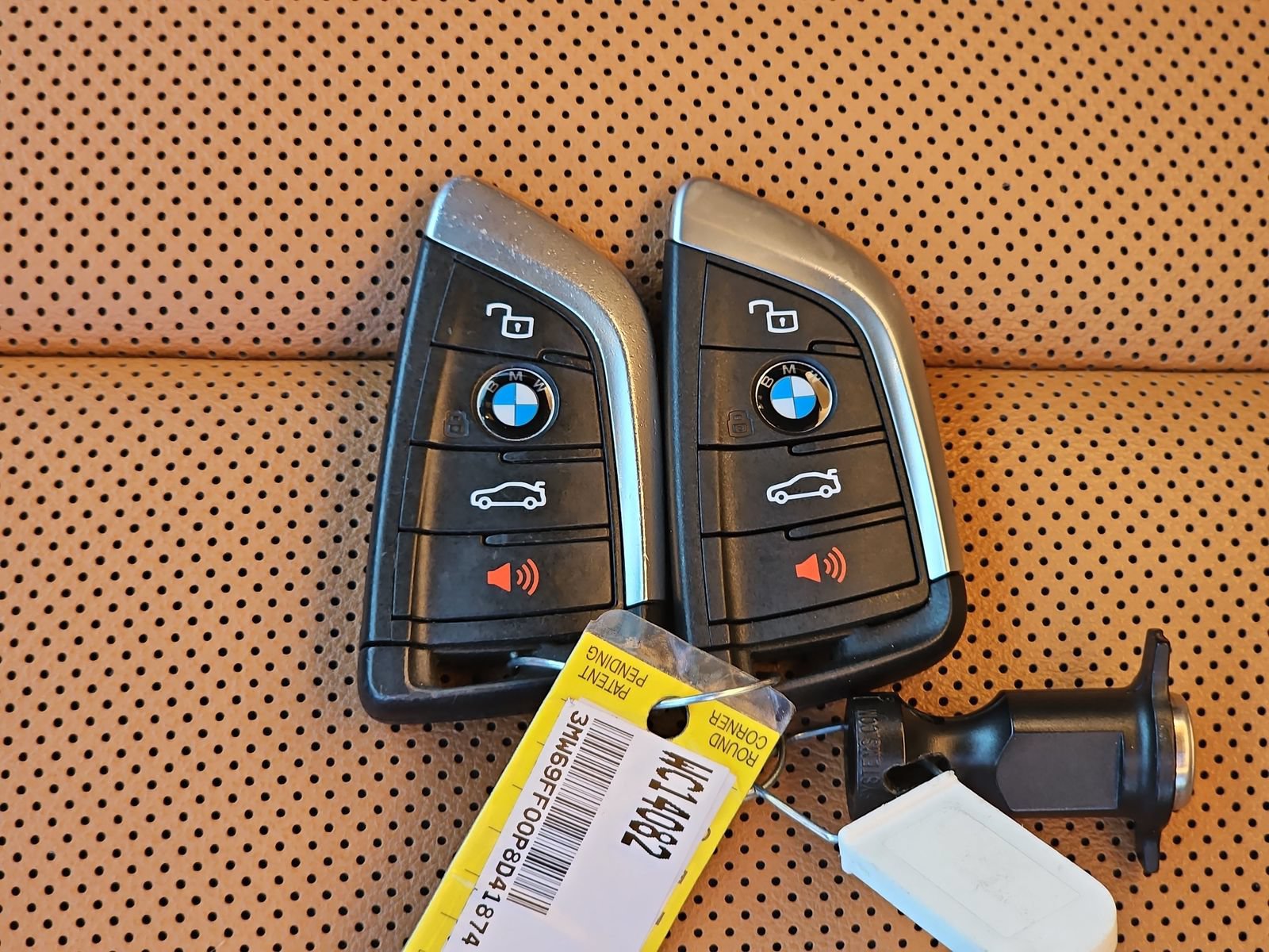 Used 2023 BMW 330i Sedan w/ Driving Assistance Package RWD image 17