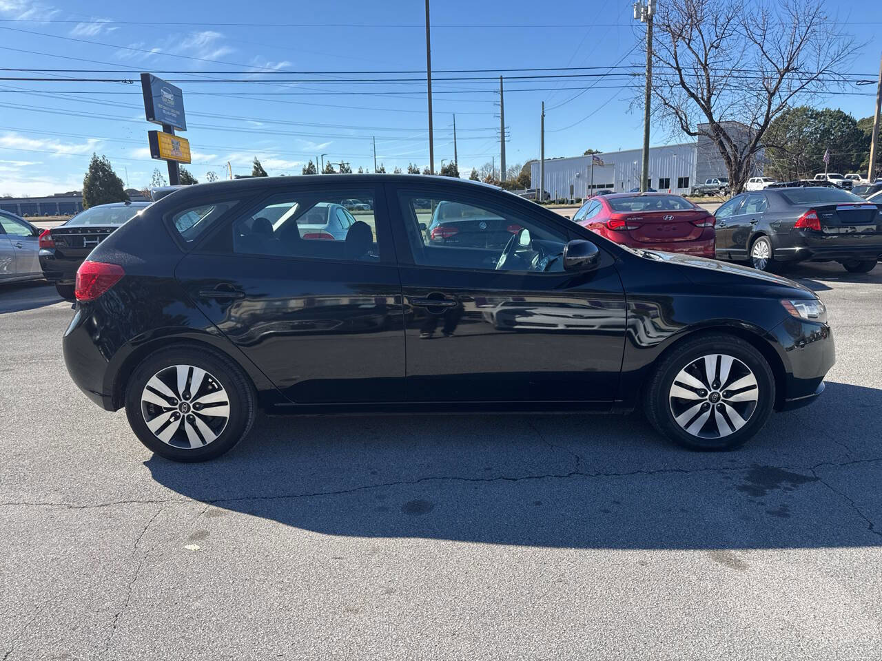 Used 2013 Kia Forte EX image 5