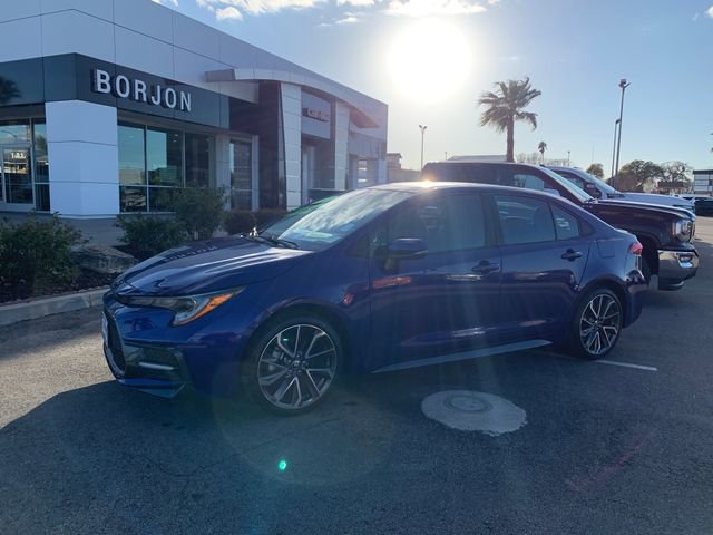 Used 2022 Toyota Corolla SE w/ Carpet Mat Package (TMS) FWD image 1