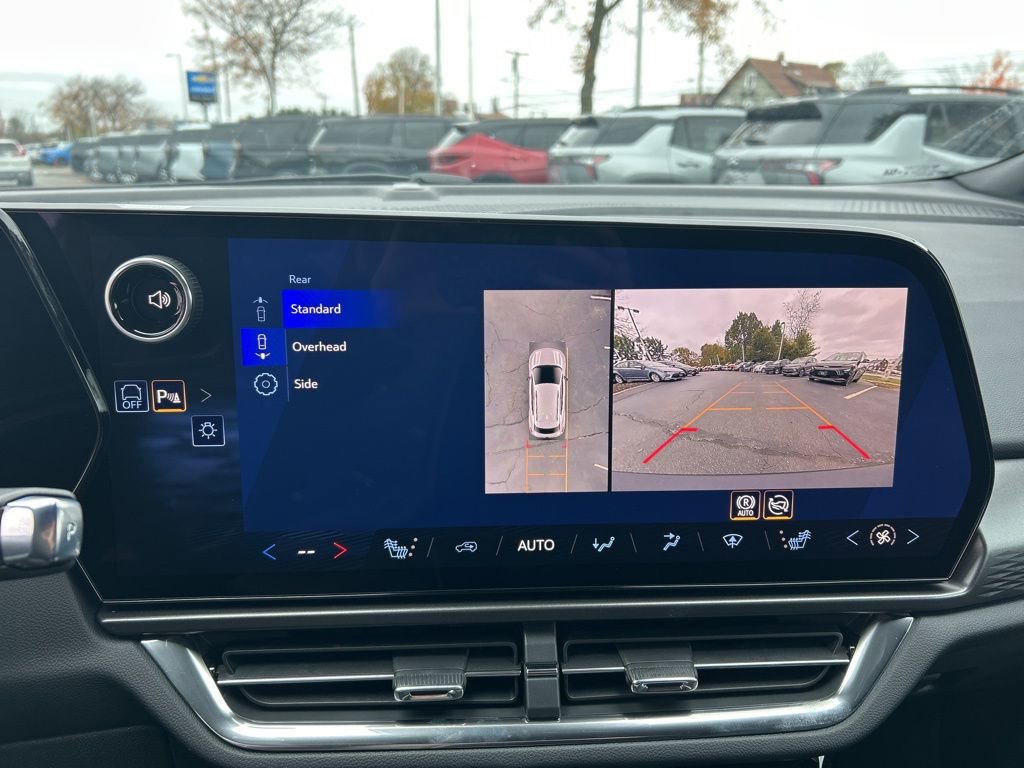 New 2026 Chevrolet Equinox EV LT w/ Comfort Package image 18