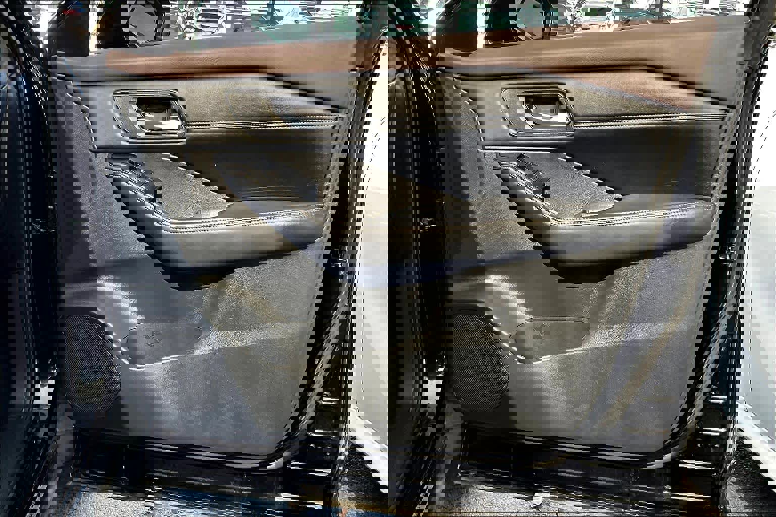 Used 2023 Nissan Rogue SV w/ SV Premium B Package image 22