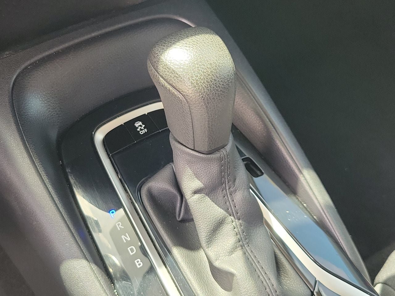 Used 2020 Toyota Corolla LE FWD image 27