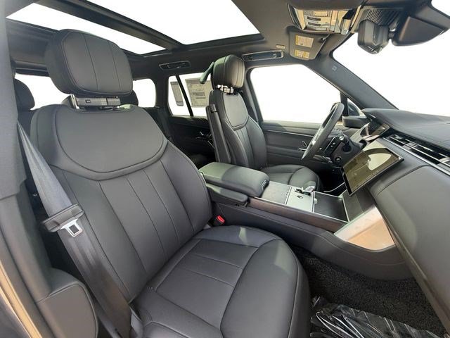 New 2026 Land Rover Range Rover SE AWD/4WD image 16