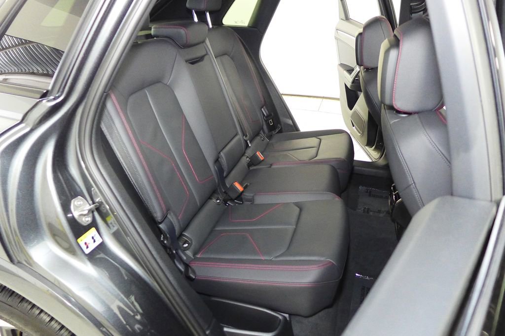 Used 2025 Audi Q3 2.0T Premium Plus w/ Premium Plus Package image 20