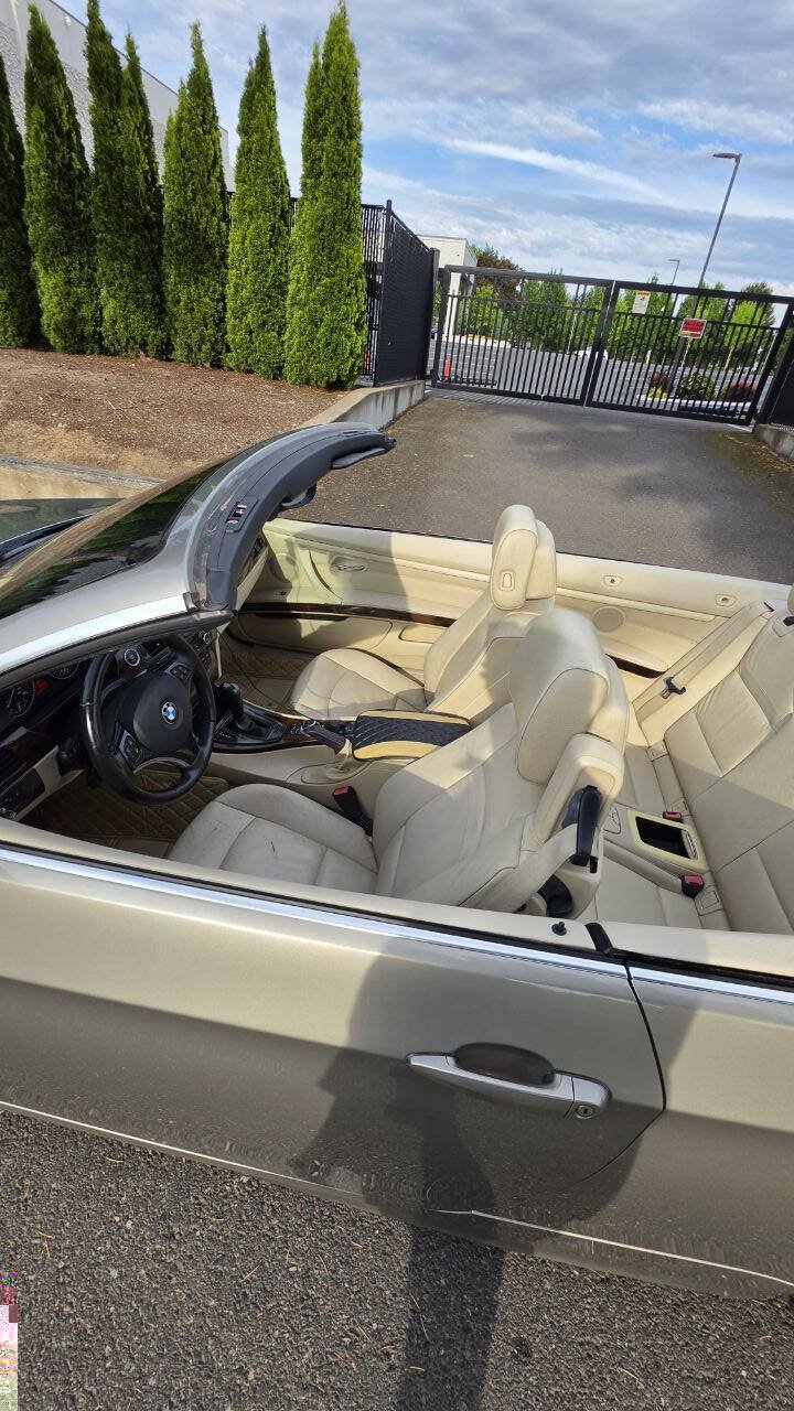 Used 2011 BMW 328i Convertible RWD image 14