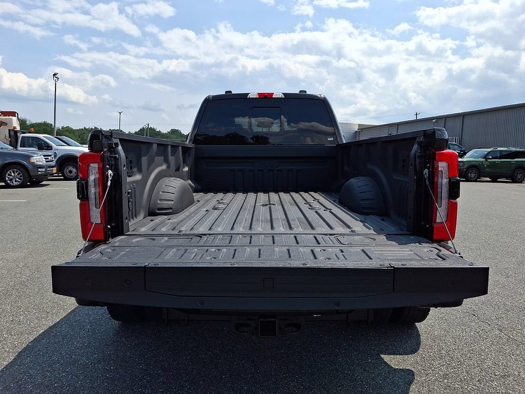 Used 2024 Ford F450 Limited w/ FX4 Off-Road Package AWD/4WD image 30