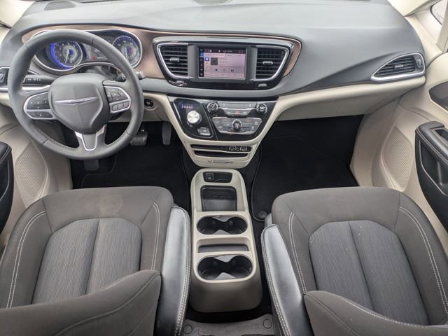 Used 2023 Chrysler Voyager LX FWD image 15