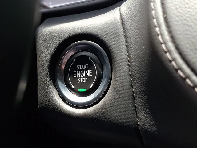 Used 2023 Chevrolet Suburban LT RWD image 18