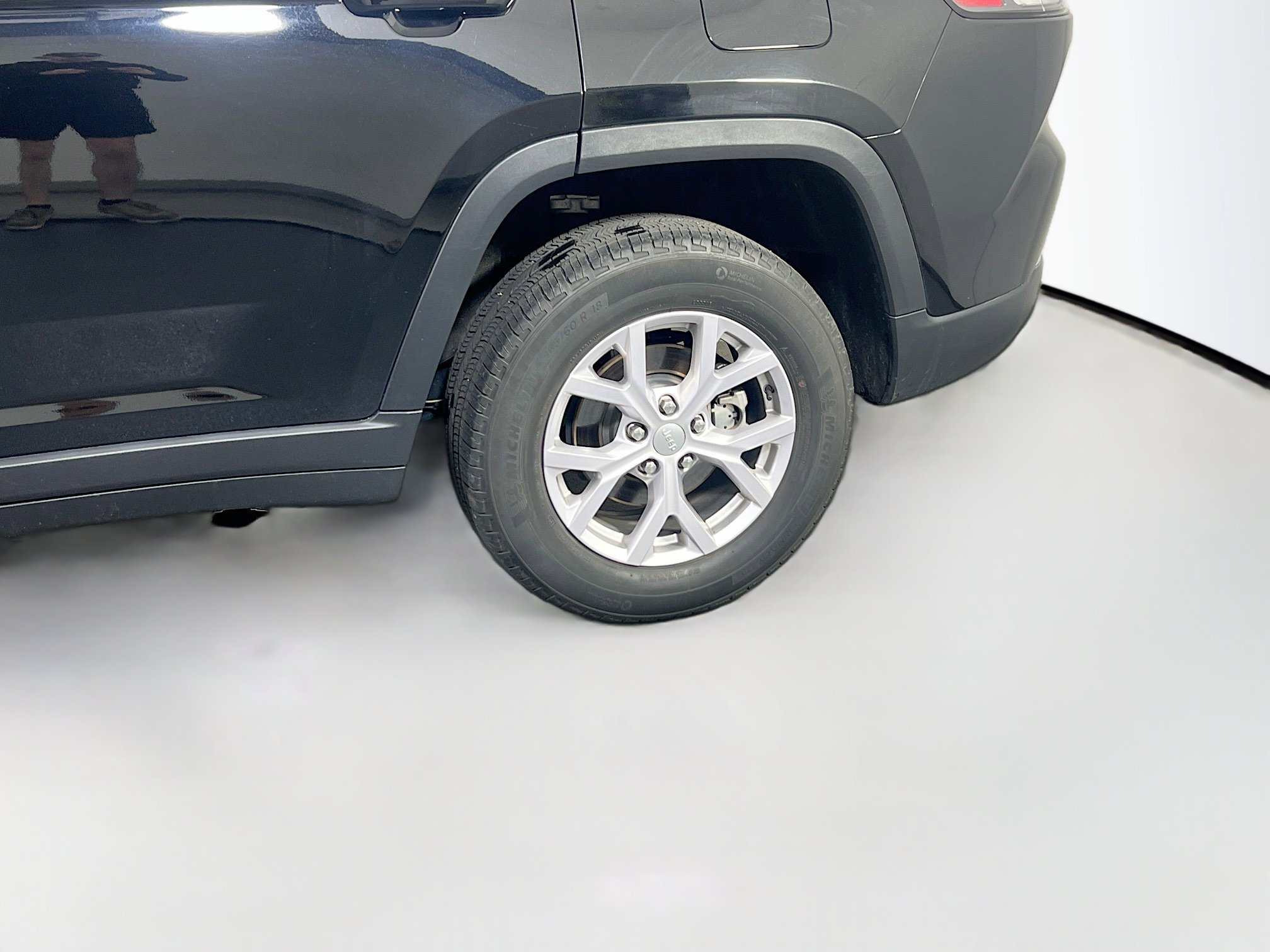 Used 2022 Jeep Grand Cherokee Limited AWD/4WD image 29