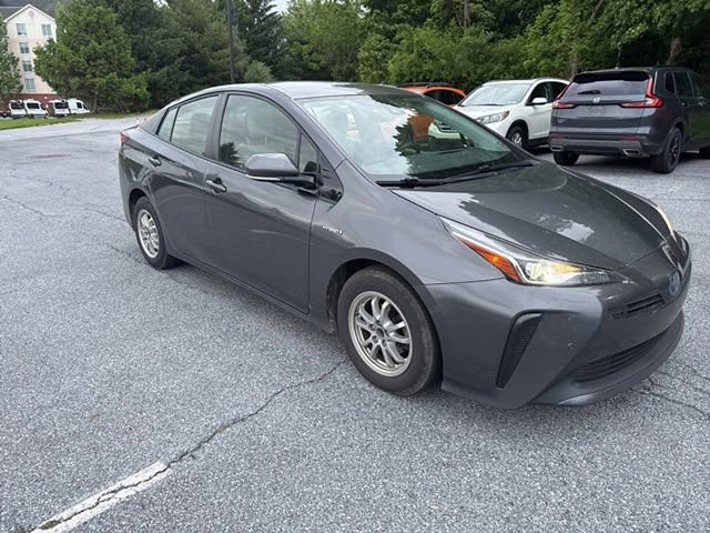 Used 2019 Toyota Prius LE FWD image 7