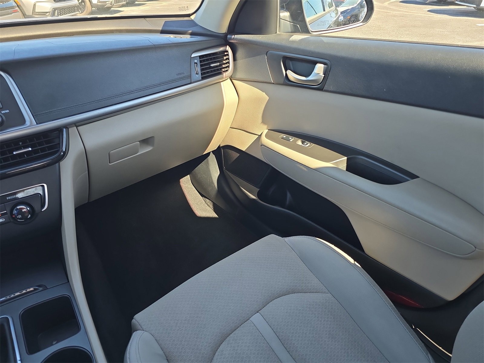 Used 2017 Kia Optima LX image 12
