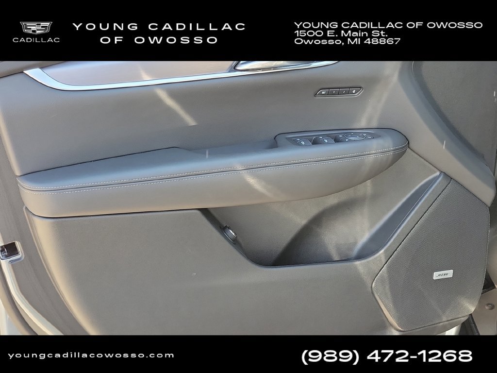 Certified 2025 Cadillac XT6 Luxury FWD image 26