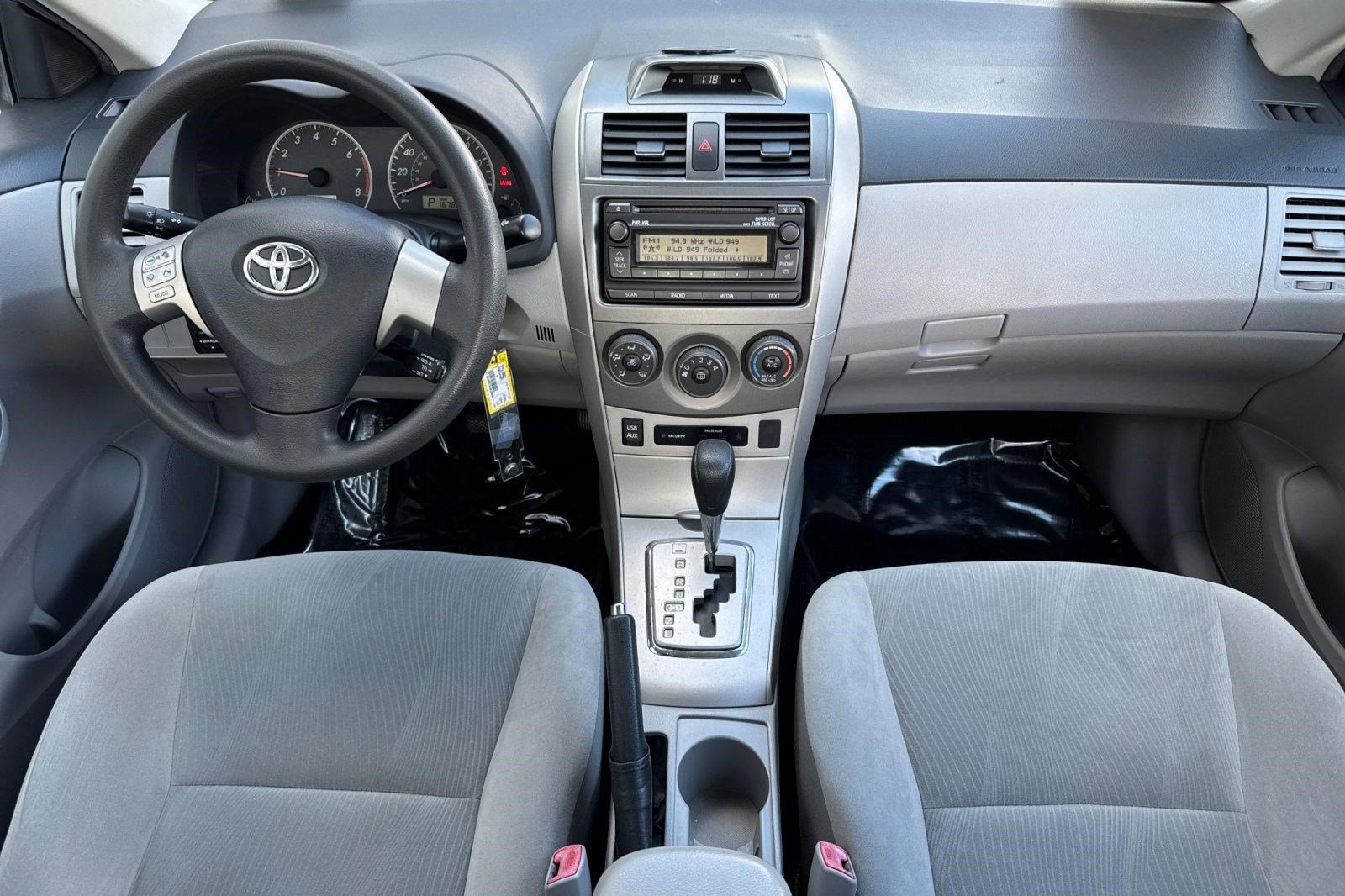 Used 2012 Toyota Corolla LE image 14
