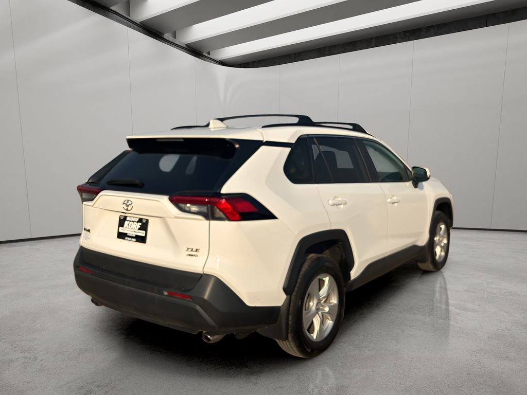Used 2019 Toyota RAV4 XLE w/ Convenience Package AWD/4WD image 5