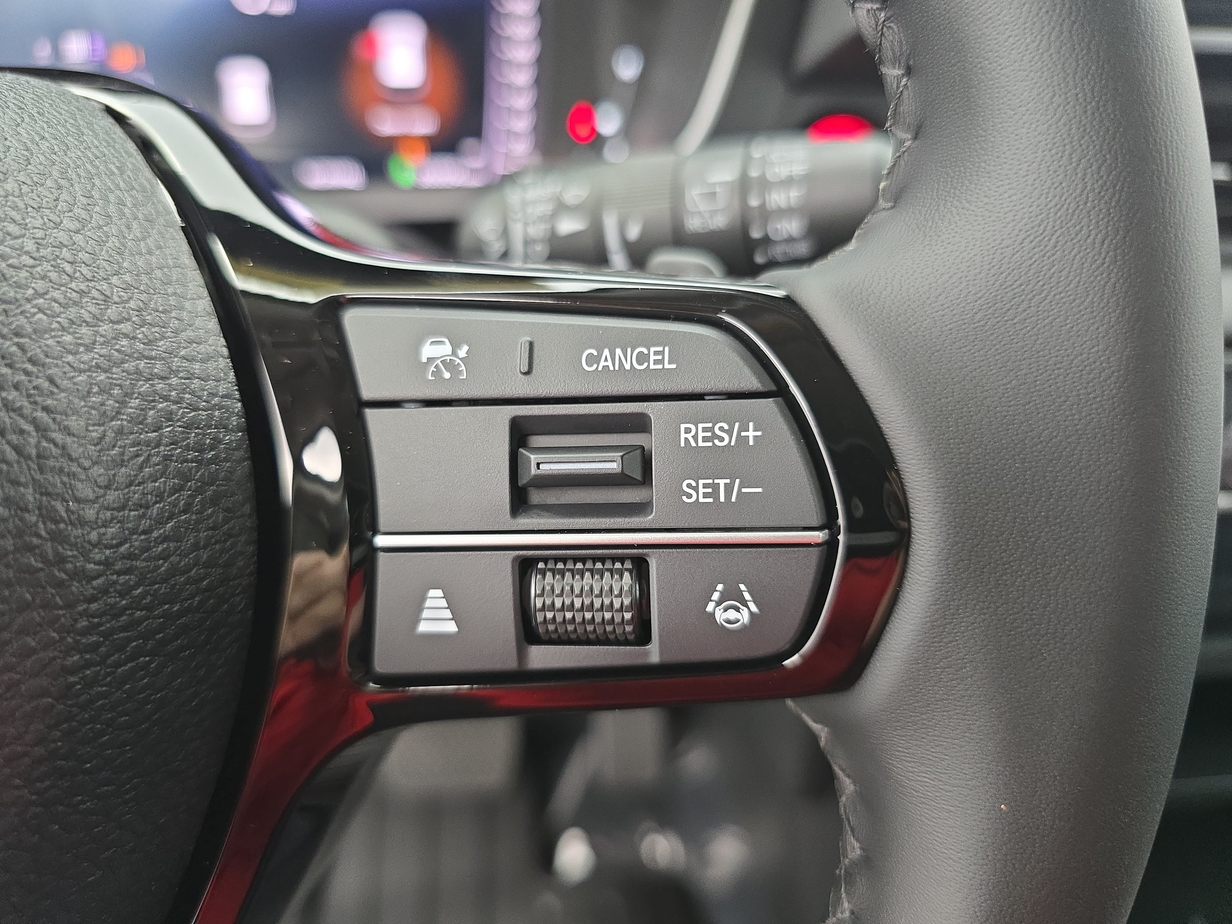 New 2026 Honda Pilot Touring image 18