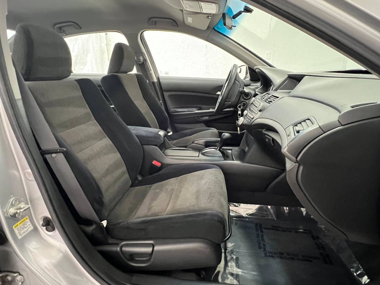 Used 2009 Honda Accord LX image 14