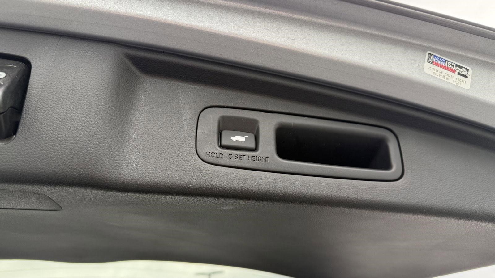 Certified 2026 Honda CR-V EX-L image 11