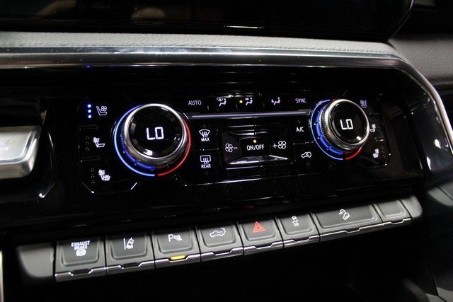 New 2025 GMC Sierra 2500 Denali w/ Max Trailering Package image 27