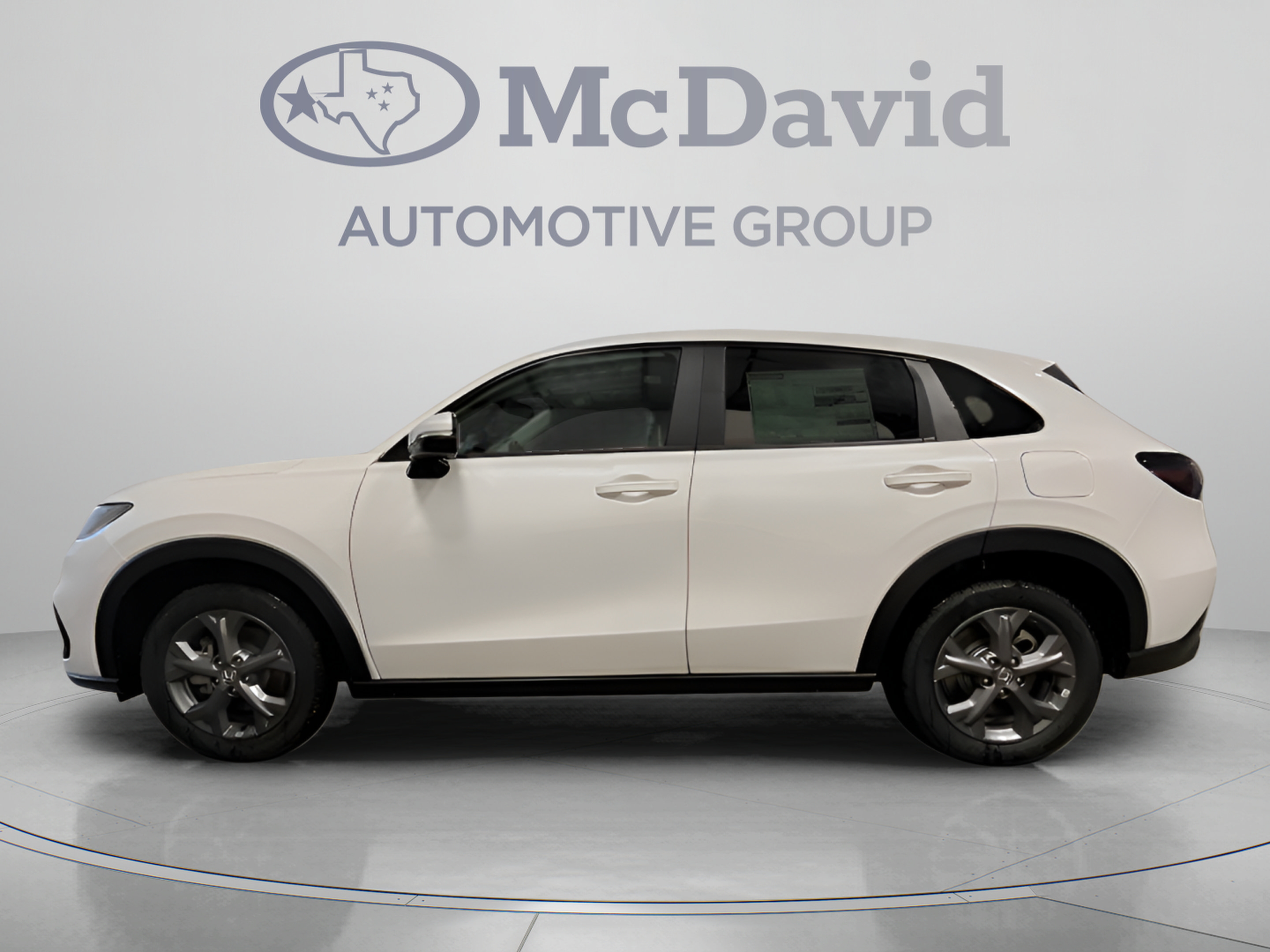 New 2027 Honda HR-V LX image 2
