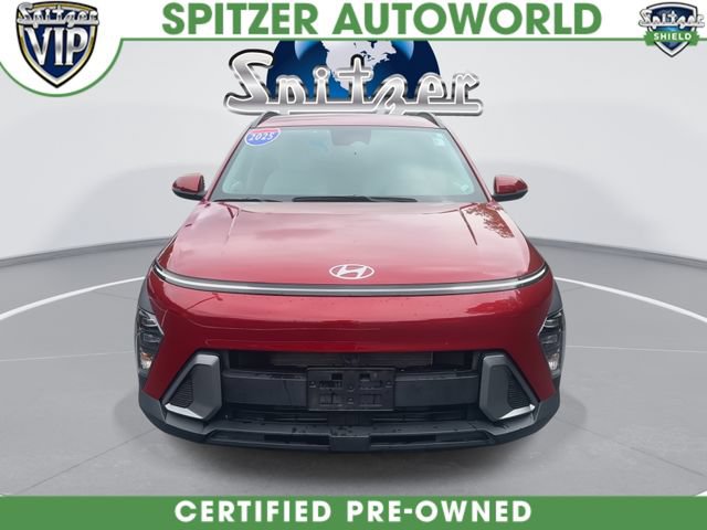 Used 2025 Hyundai Kona SEL AWD/4WD image 3
