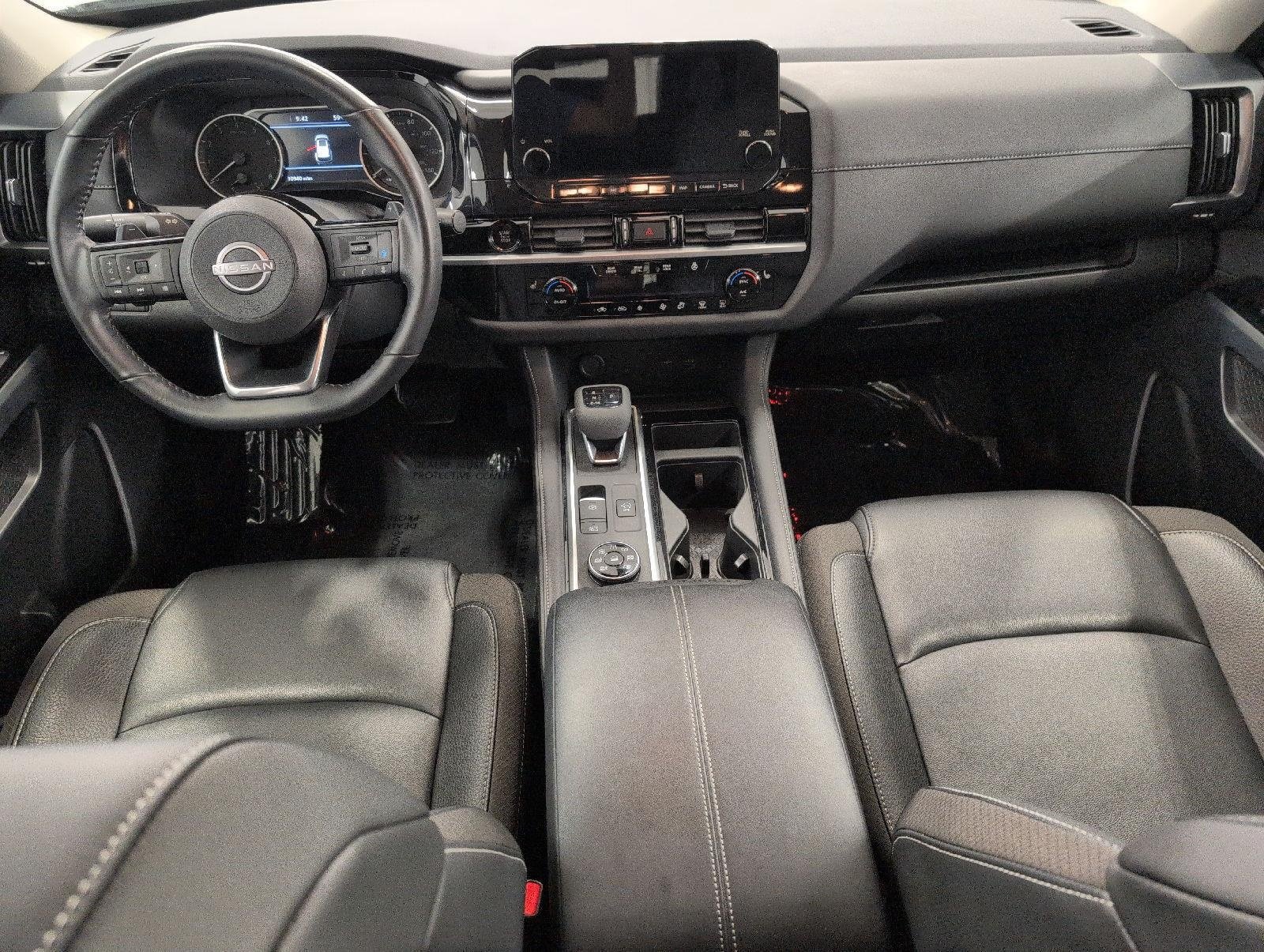 Used 2025 Nissan Pathfinder SL w/ Cargo Package AWD/4WD image 7