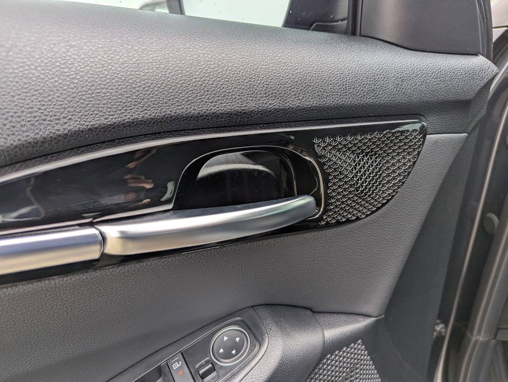 New 2026 Kia Seltos S FWD image 18