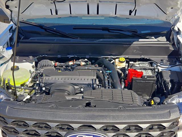 New 2026 Ford Maverick XLT image 16