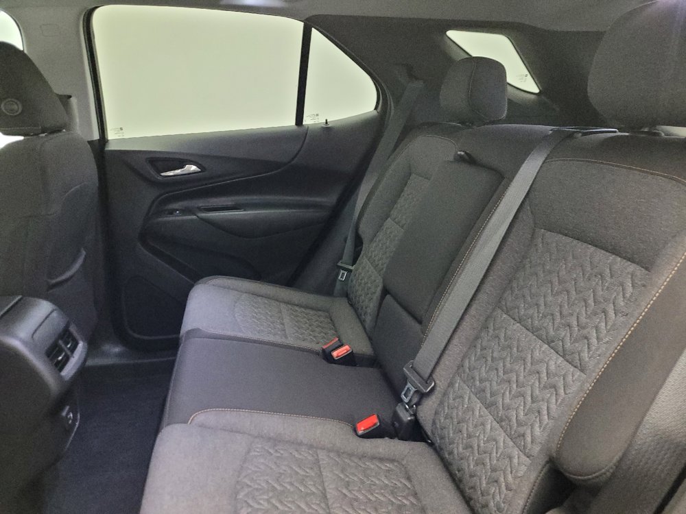 Used 2022 Chevrolet Equinox LT AWD/4WD image 18