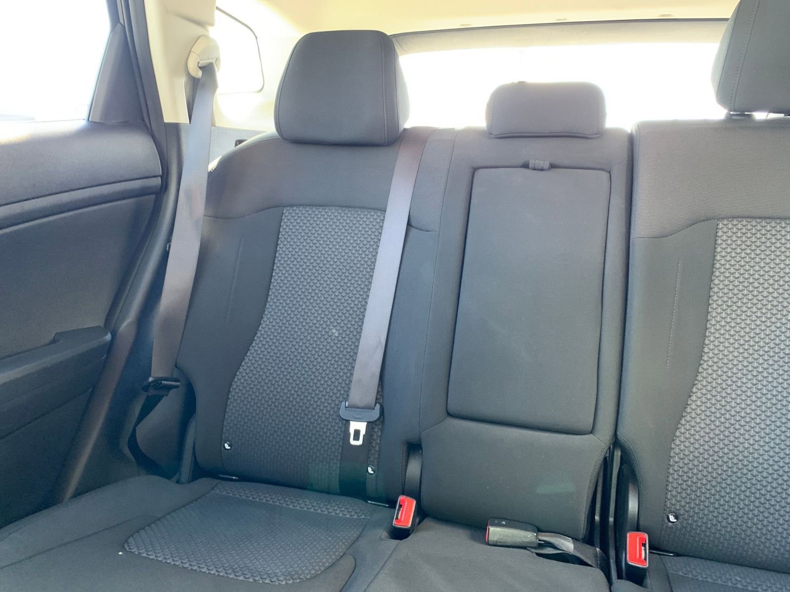 Used 2025 Kia Sportage LX image 38