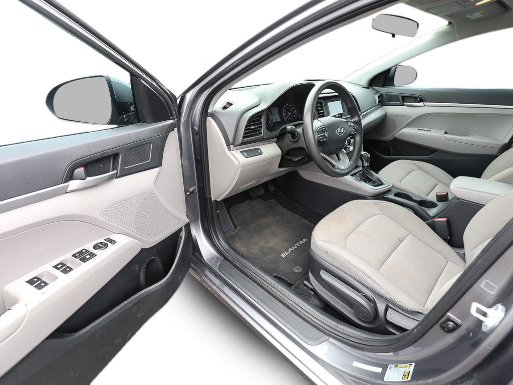 Used 2019 Hyundai Elantra SE FWD image 10